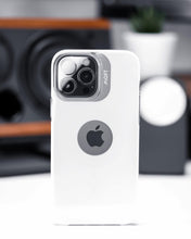 MOFT Snap Case, MagSafe for iPhone 15 Pro | White